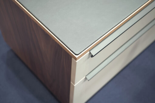 DESKS & BUREAU - Image 10