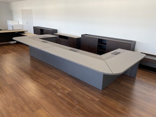 Meeting Table - BESPOKE COLLECTION - Image 16